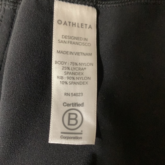 2 Athleta Studio 2.5 “ shorts women’s (2 pairs) - Picture 8 of 15